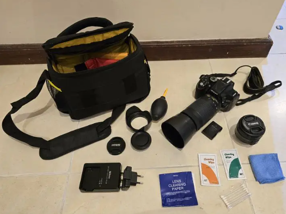 Nikon D5200 Dslr Camera - With 2 Lenses + Accessories